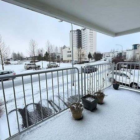 Spacious And Family Friendly Apartment In Ρέυκιαβικ Εξωτερικό φωτογραφία