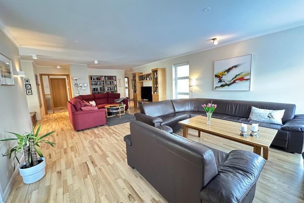 Spacious And Family Friendly Apartment In Ρέυκιαβικ Εξωτερικό φωτογραφία